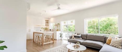 Superior Apartment | Living area