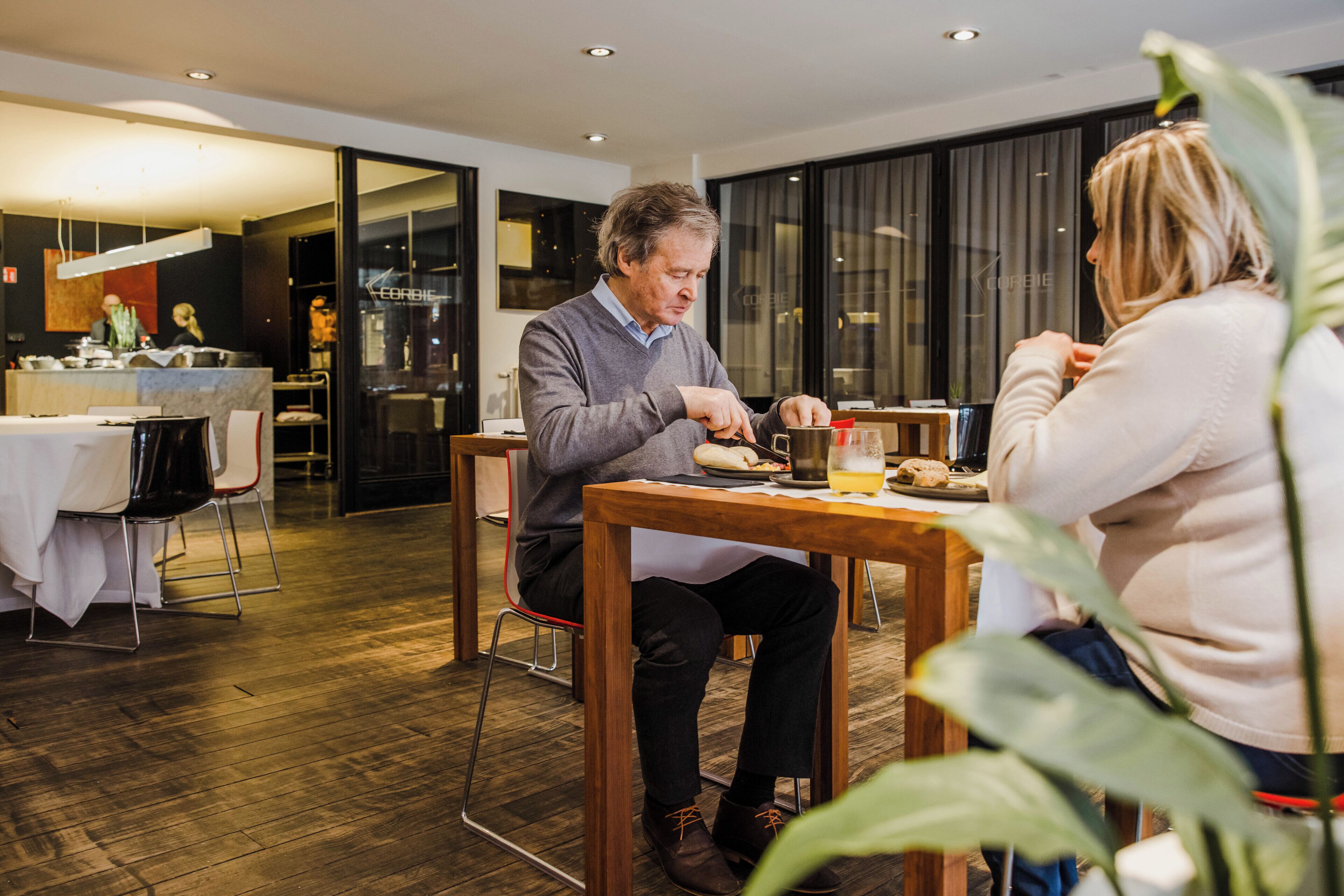 Desayuno bufé gratuito y diario