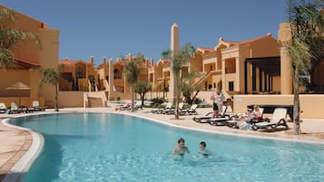 2 outdoor pools, sun loungers