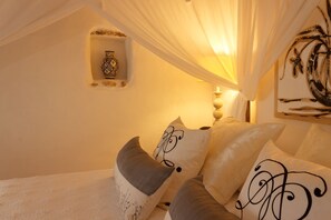 Superior Suite | Premium bedding, minibar, in-room safe, individually decorated - Can Pardal (Sant Joan de Labritja)