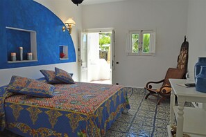 Superior Double Room | Minibar, in-room safe, free WiFi, bed sheets - Hotel Oasi (Lipari)