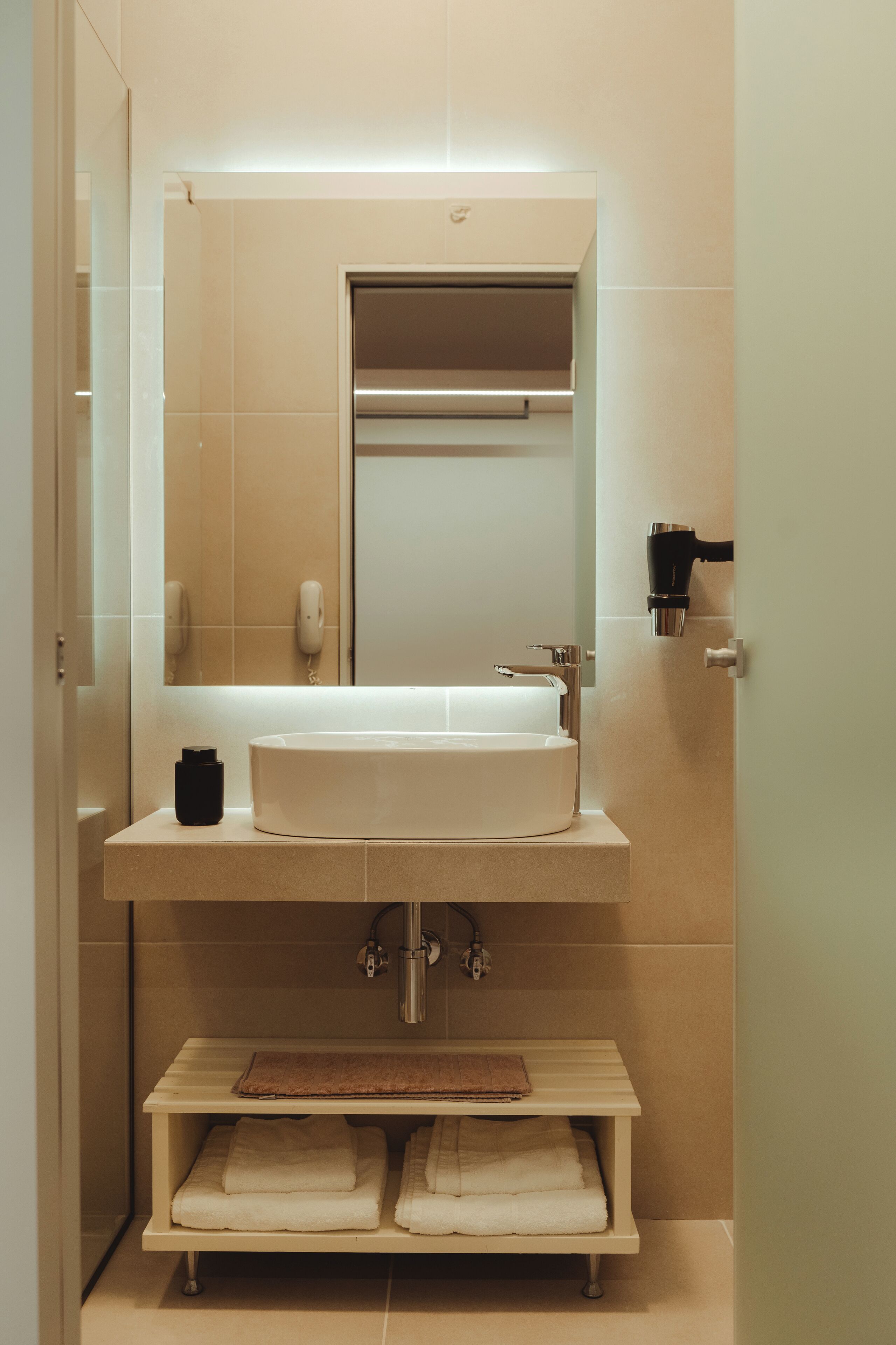 superior double room | bathroom | shower, free toiletries, hair dryer, towels
