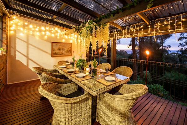 Outdoor dining