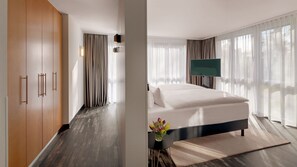 Suite estudio junior | Ropa de cama hipoalergénica y escritorio 