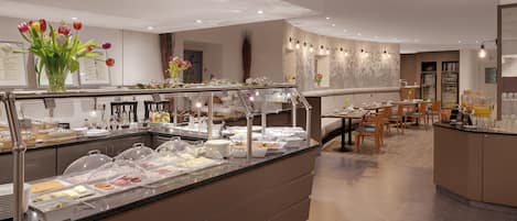 Petit déjeuner buffet compris tous les jours