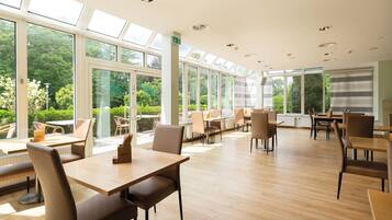 Mittagessen und Abendessen