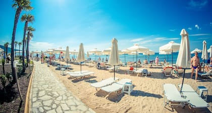 Privilege Fort Beach