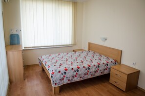 Blackout curtains, iron/ironing board, cots/infant beds, free WiFi