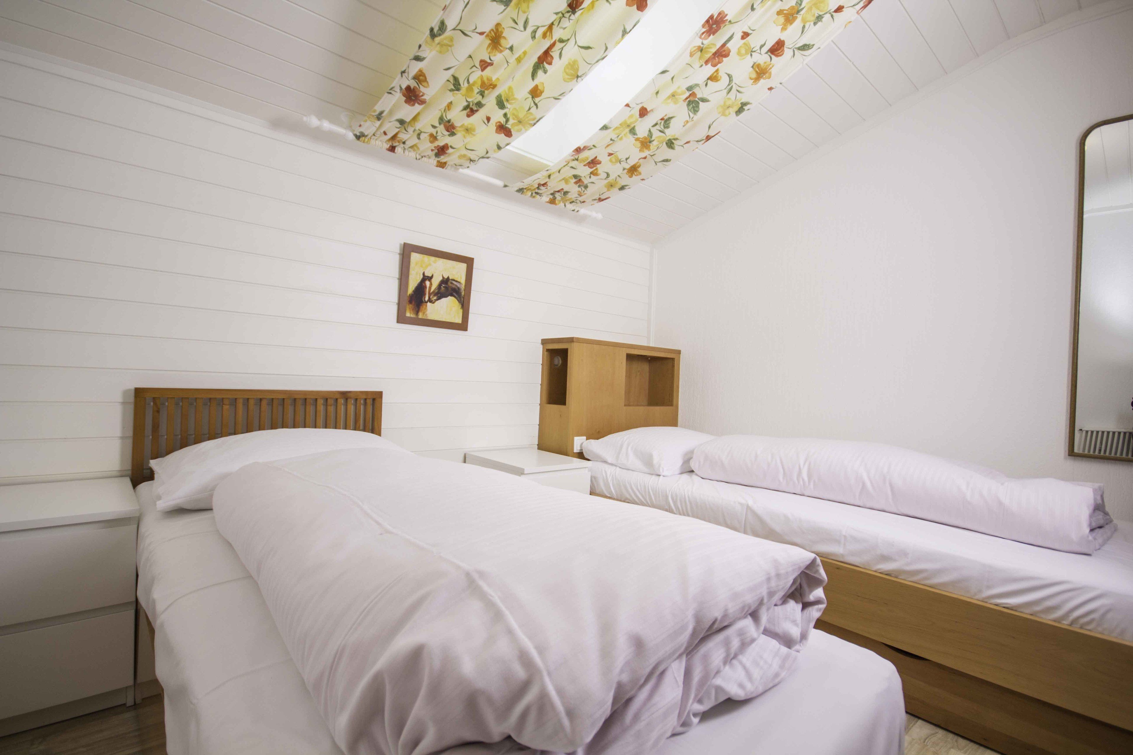 family apartment, 2 bedrooms, mountain view | premium bedding, individually decorated, individually furnished