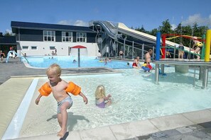 Seasonal outdoor pool, sun loungers
