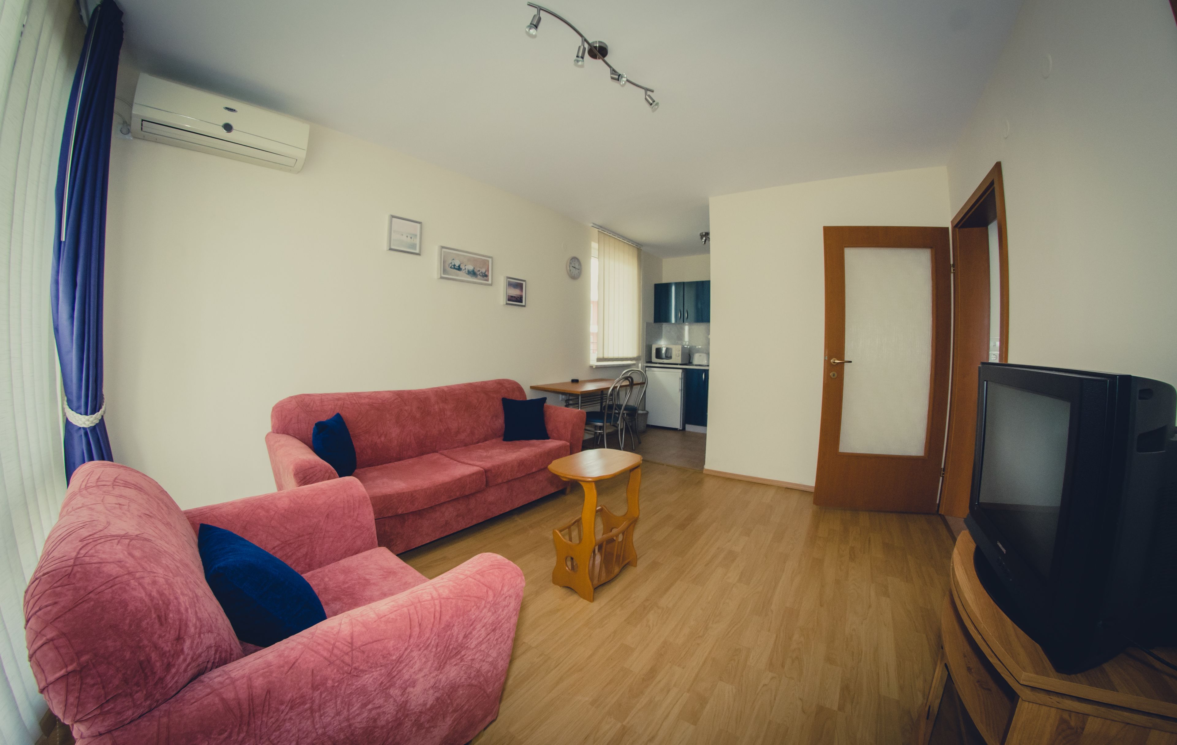 24-inch led tv with digital channels, tv