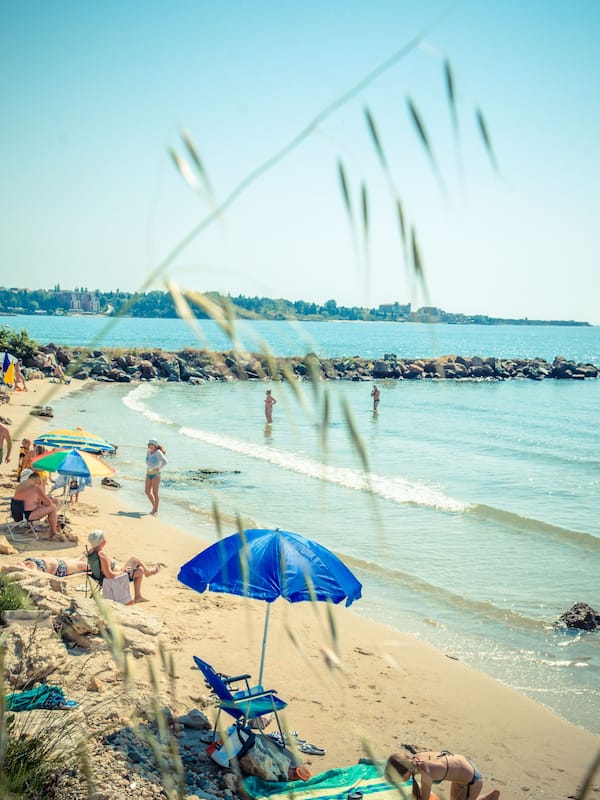Accommodatie ligt op het strand