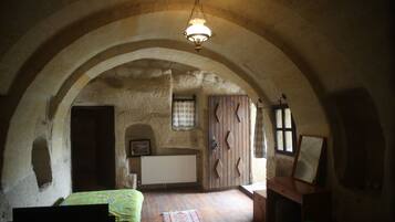 Coffres-forts dans les chambres, chambres insonorisées, Wi-Fi gratuit