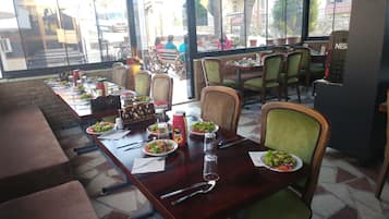 Bar (en la propiedad)