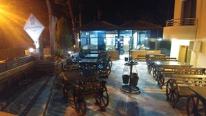 Gambar tidak terklasifikasi, 3 dari 32, tombol