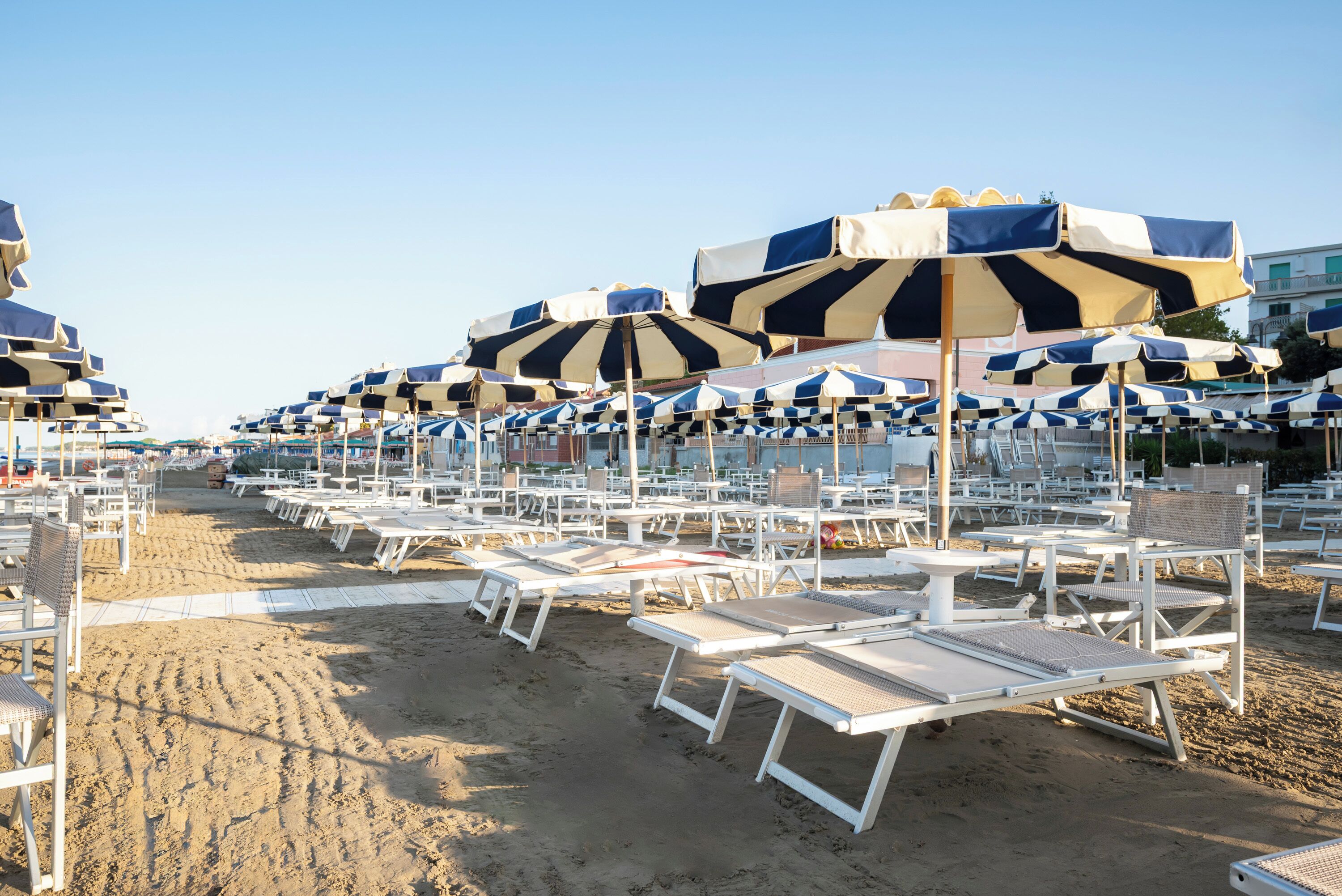 Playa privada en los alrededores, sillas reclinables de playa