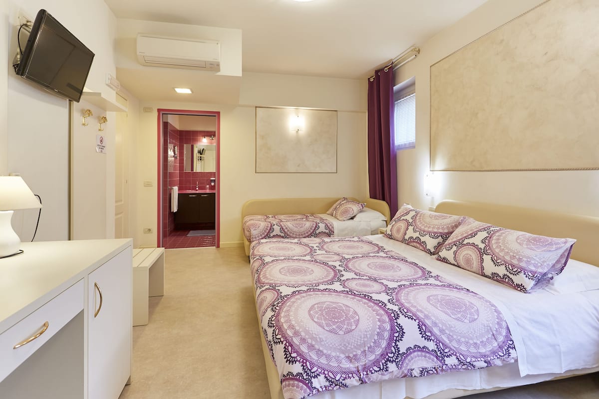 Deluxe Triple Room | Egyptian cotton sheets, Select Comfort beds, in-room safe, soundproofing