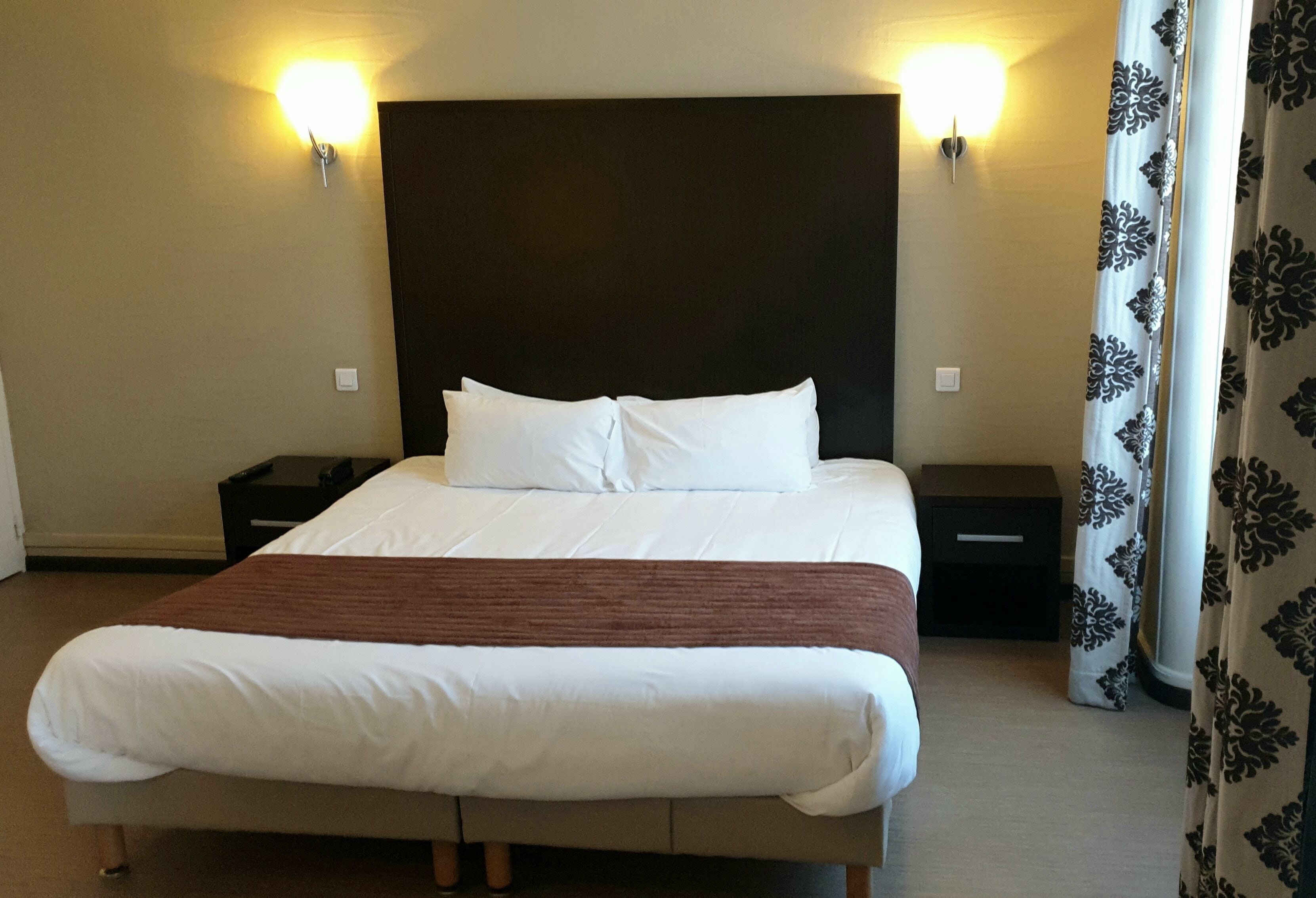 Comfort Double Room | Individually furnished, desk, blackout drapes, soundproofing