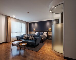 1 Schlafzimmer, hochwertige Bettwaren, Minibar, Zimmersafe