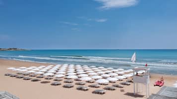 Playa privada en los alrededores y traslado desde/hacia la playa gratis