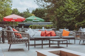 Serves breakfast, lunch, and dinner - Draycote Hotel and Whitefields Golf Club (Rugby)