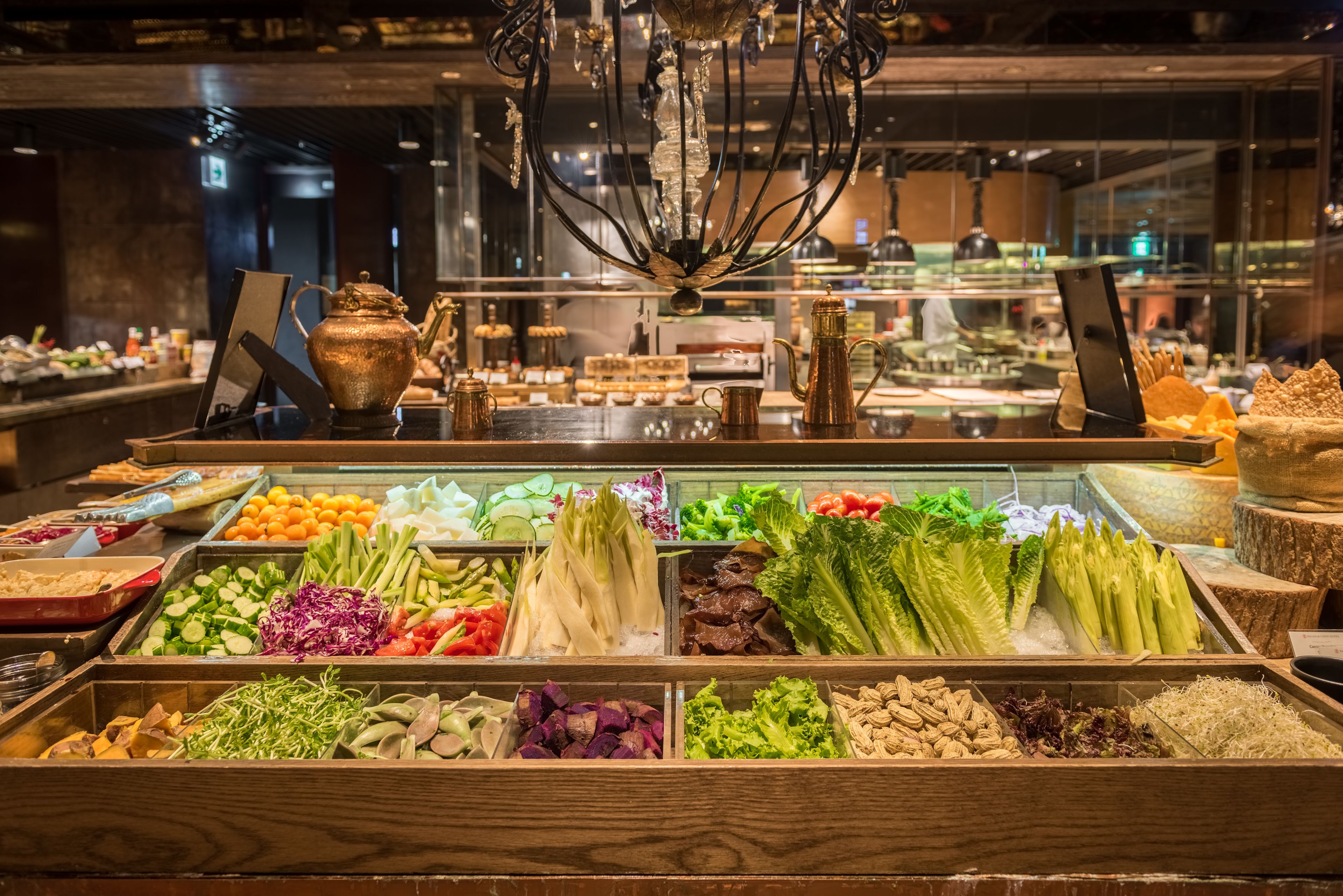 daily buffet breakfast (twd 1188 per person)