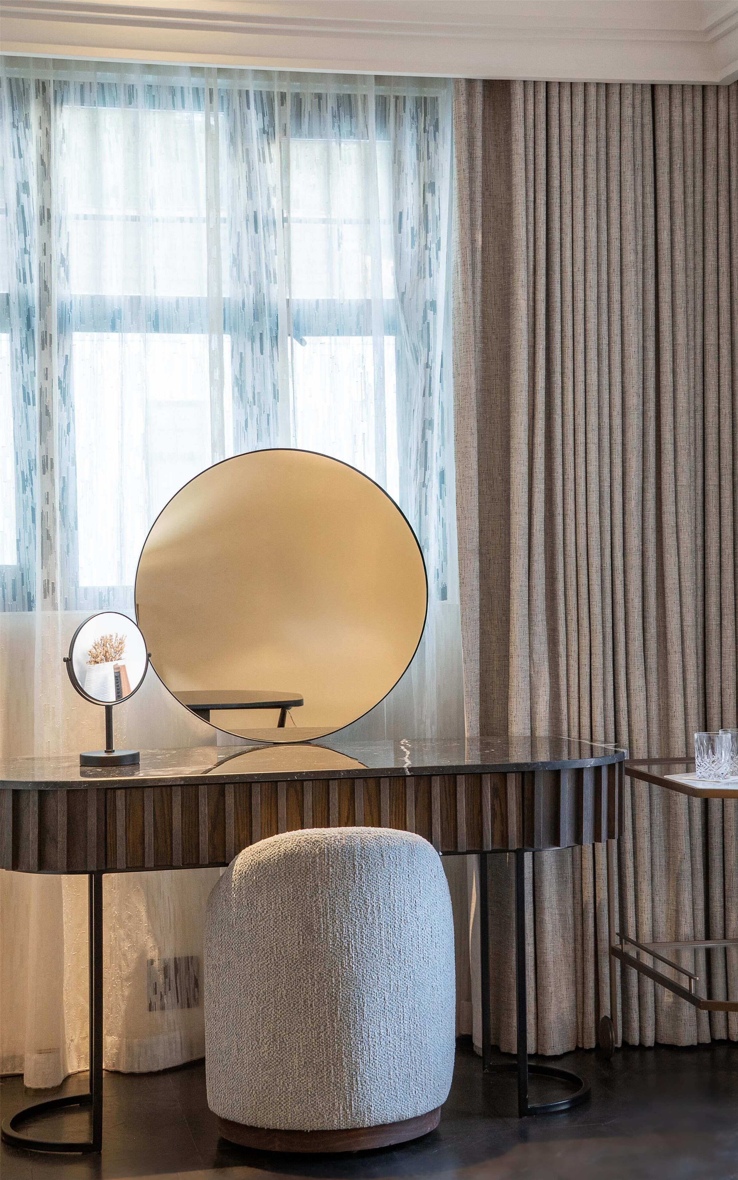 1 bedroom, egyptian cotton sheets, premium bedding, down duvets