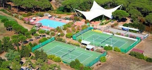 Tennis court - Tenuta delle Ripalte (Capoliveri)
