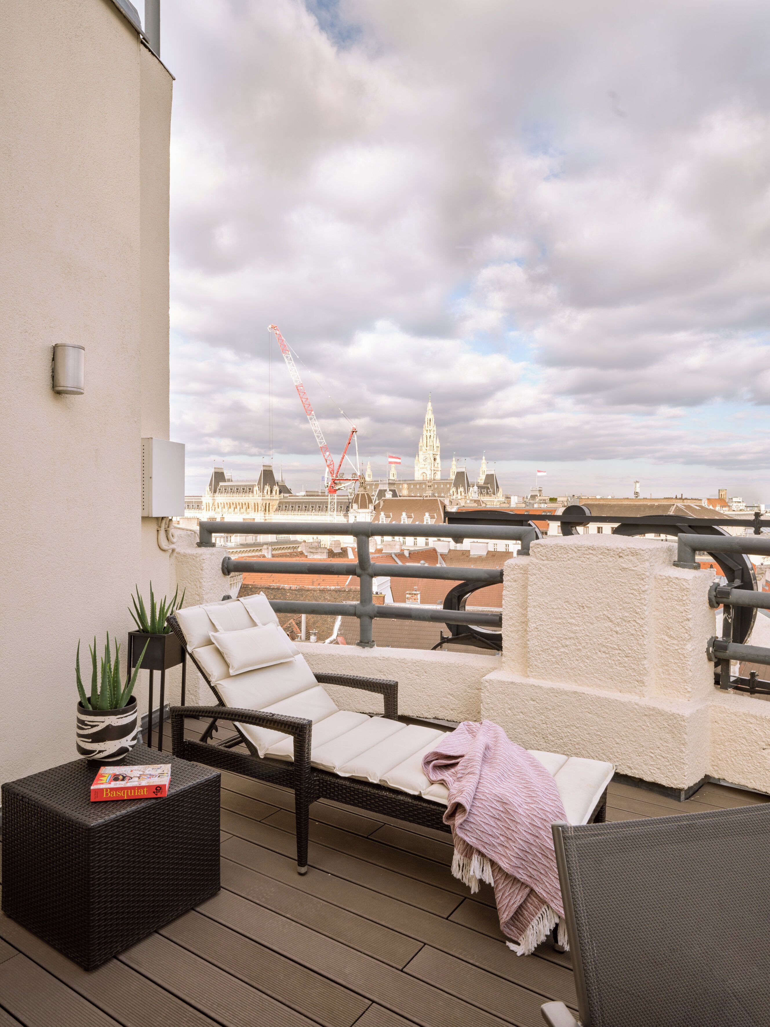 Signature kamer, 1 tweepersoonsbed, uitzicht op stad | Balkon