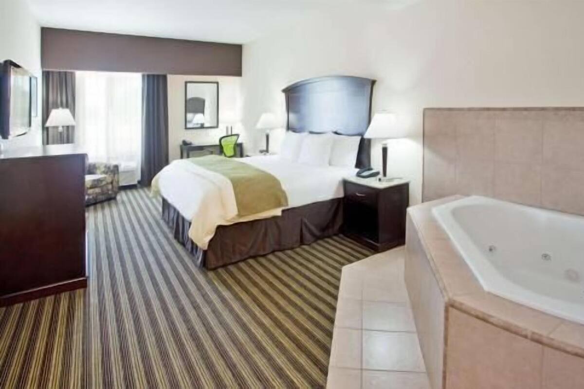 Premium bedding, down comforters, pillowtop beds, desk