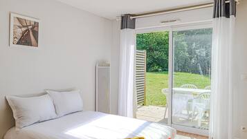 Cottage, 2 Bedrooms (6 personnes) | 1 bilik tidur, dihias secara berasingan, kalis bunyi, Wi-fi percuma