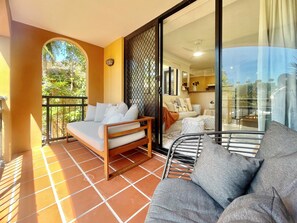 Comfort Apartment, 2 Bedrooms, Park View | Terrace/patio - Mermaid Beach Park View Resort (Mermaid Beach)