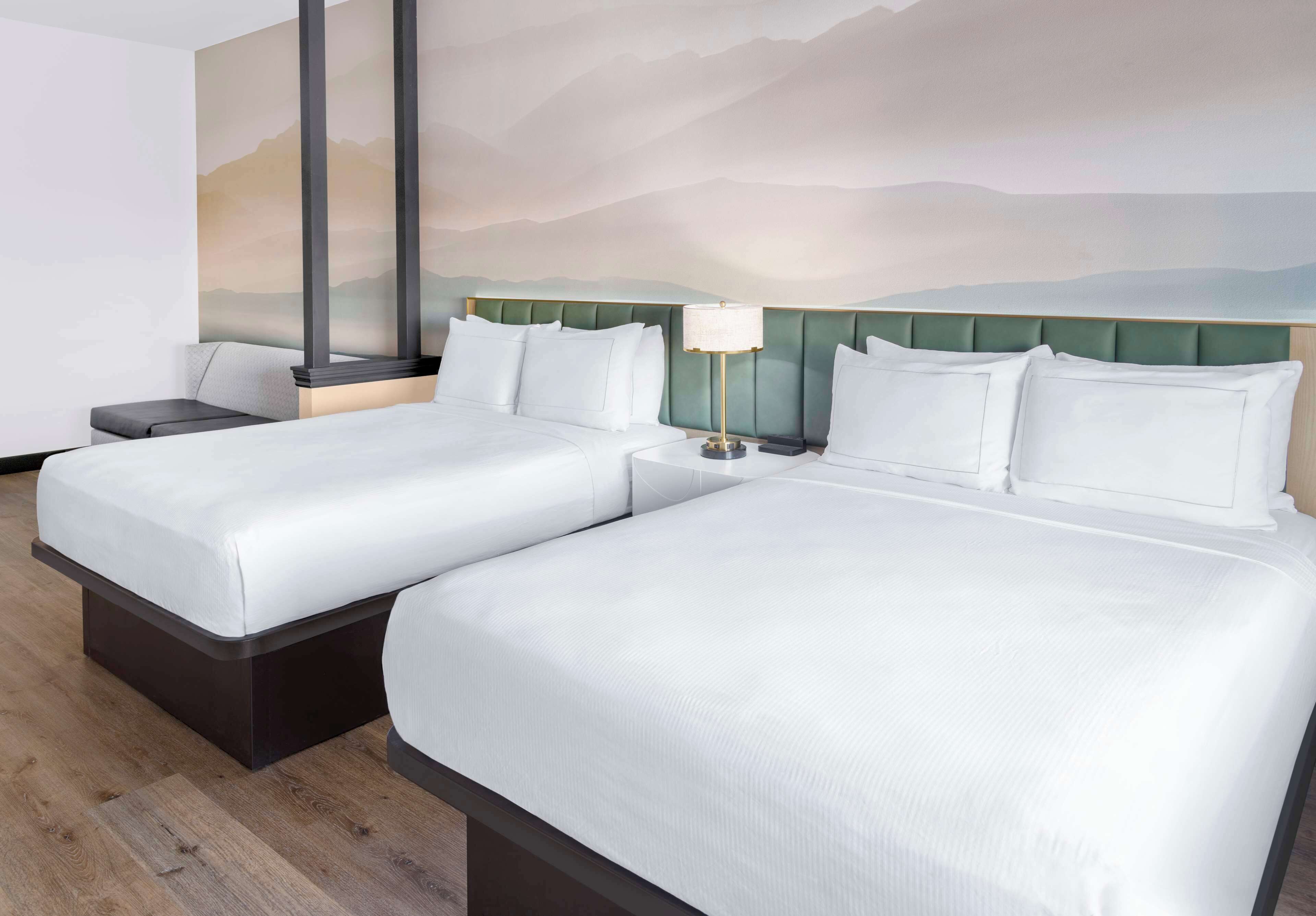 standard room | premium bedding, pillow-top beds, in-room safe, desk
