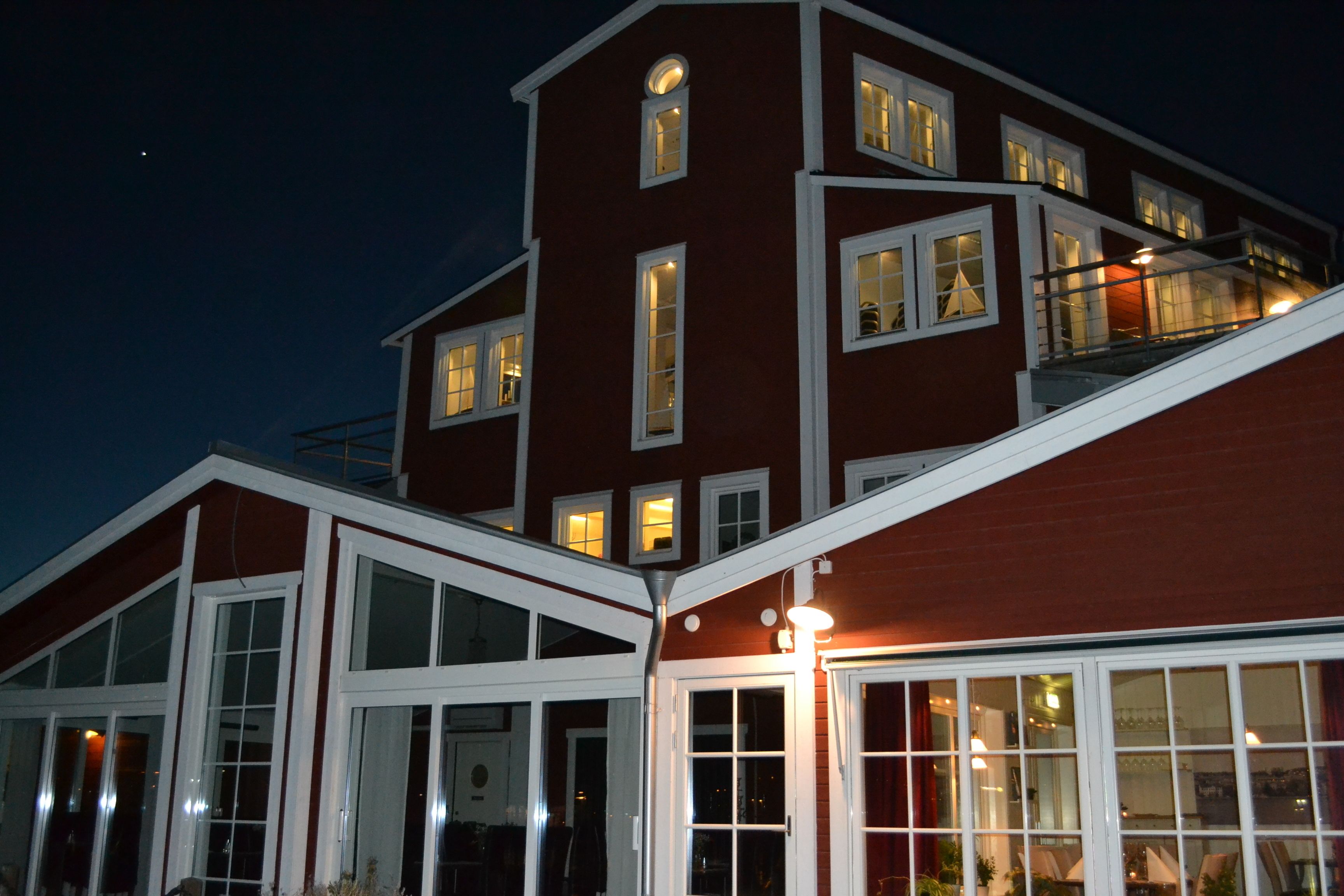 Front of property - evening/night