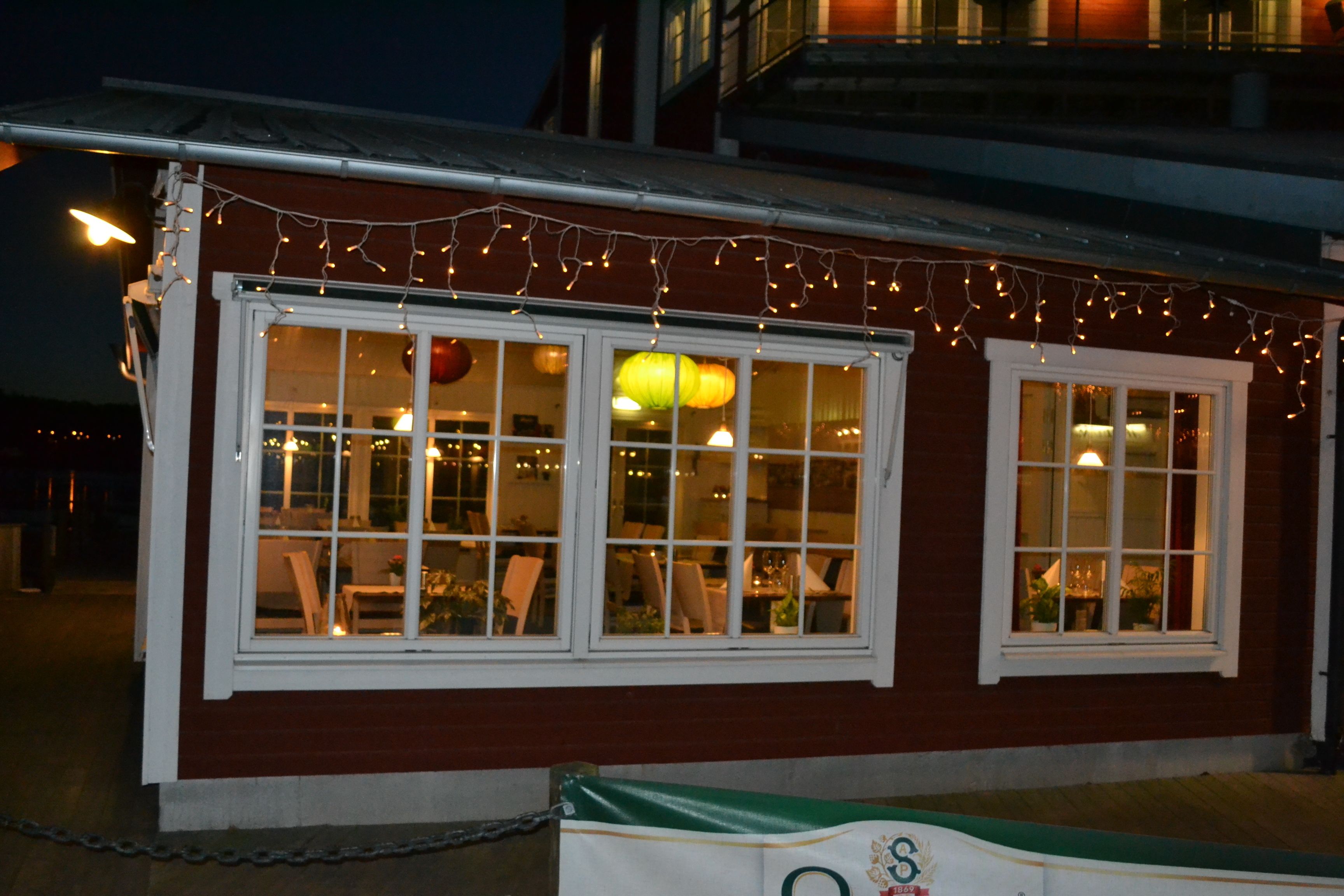 breakfast, lunch, dinner served; scandinavian cuisine