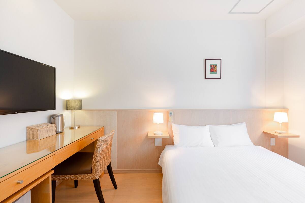 In-room safe, desk, WiFi (free), individually decorated