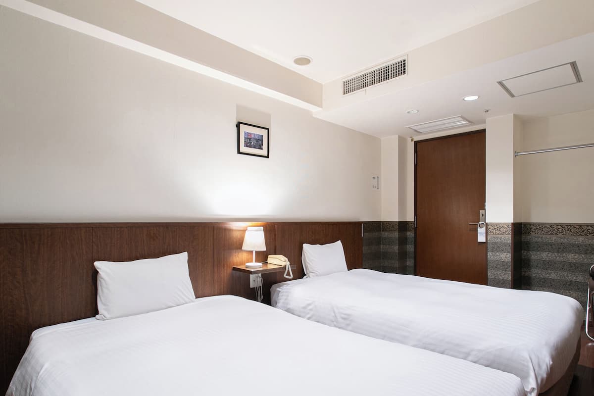 Superior Twin kamer, 2 eenpersoonsbedden, niet-roken | Een bureau, gratis wifi, beddengoed