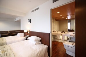 Desk, free WiFi, bed sheets