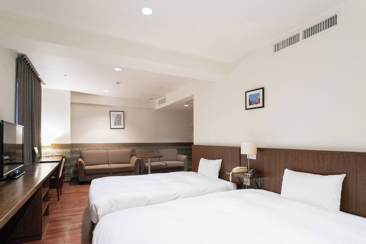 ห้องแฟมิลี่สวีท, ปลอดบุหรี่ | โต๊ะทำงาน, Wi-Fi ฟรี, ผ้าปูที่นอน