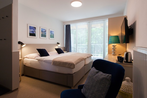 Superior Triple Room | Laptop workspace, cribs (surcharge), WiFi (free), bed sheets
