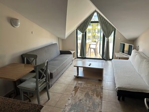 Apartamento standard | Frigobar, cofres nos quartos, ferros/tábuas de passar roupa