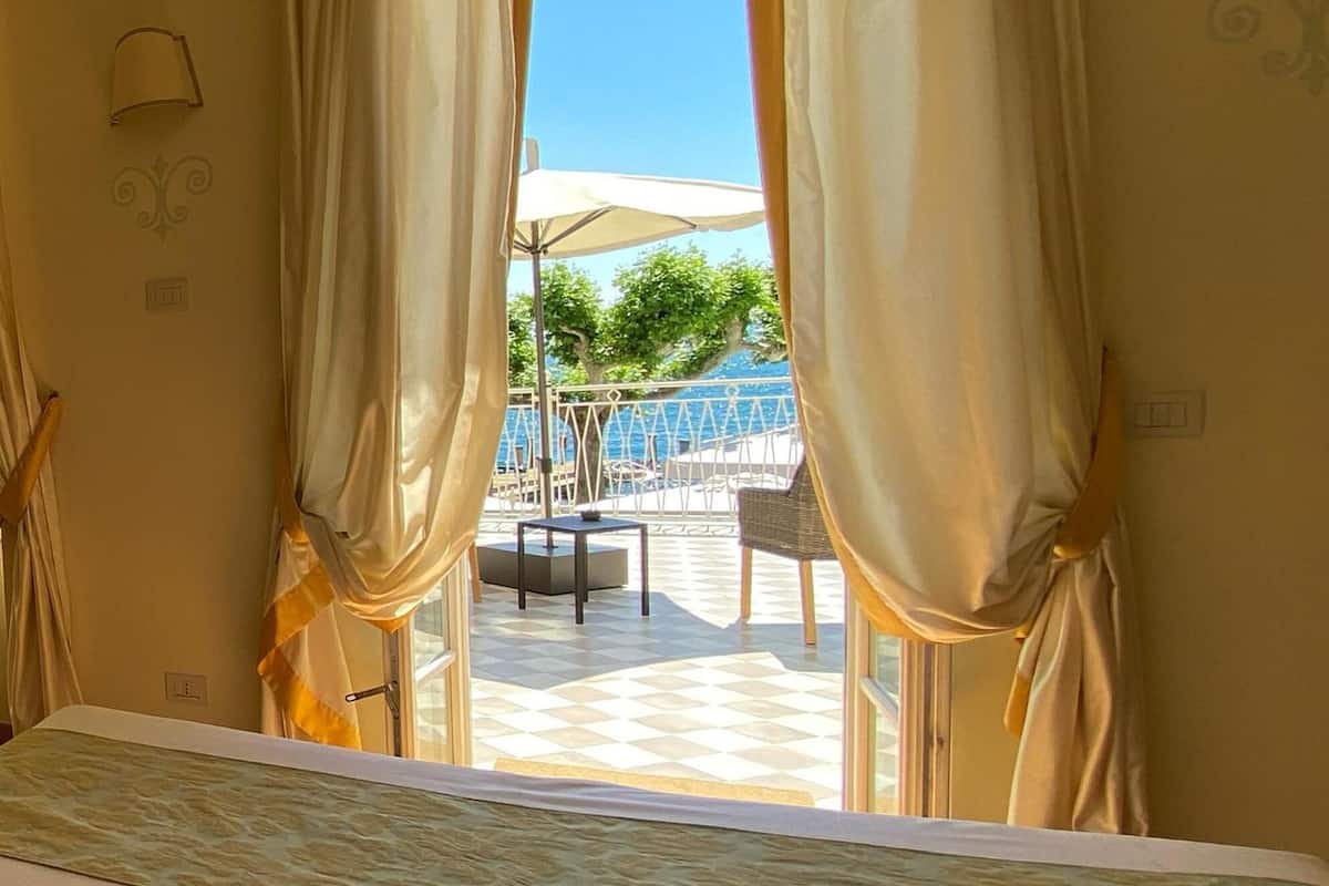 minibar, in-room safe, desk, soundproofing