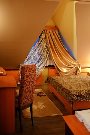 Suite - Sumski Feneri (Trnovo)