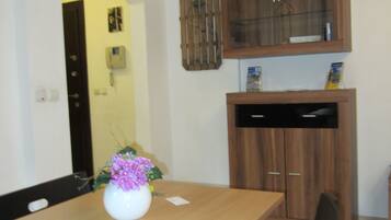 Standard Apartment | Living room | TV, DVD player