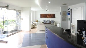 Lobby - Mediterráneo Hotel (Medellín)