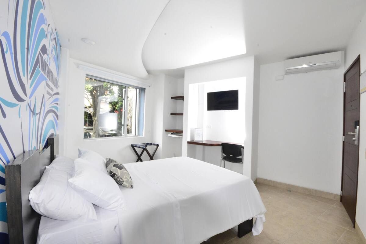 Premium bedding, in-room safe, desk, soundproofing