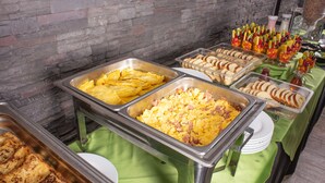 Buffet - Mediterráneo Hotel (Medellín)