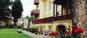 Hotel Bella