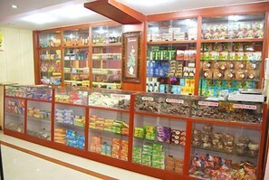 Snack bar - Ponmari Residency (Ootacamund)