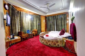 Minibar - Hotel Mountain Top (Manali)
